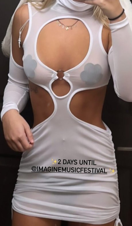Alexa Meyer ポルノスター セクシー 画像