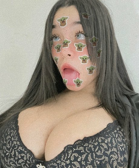 Carniello エロティックなモデル 写真