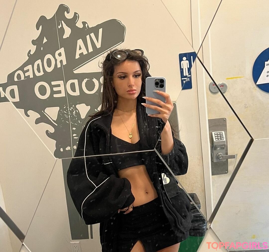 Sssniperwolf アダルトスター ギャラリー