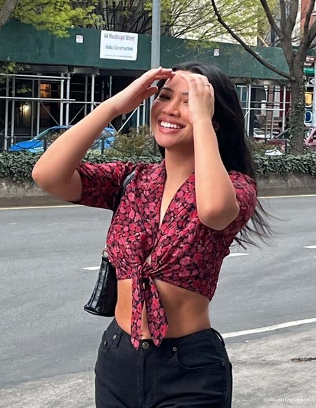 Julia Kelly ポルノ女優 写真