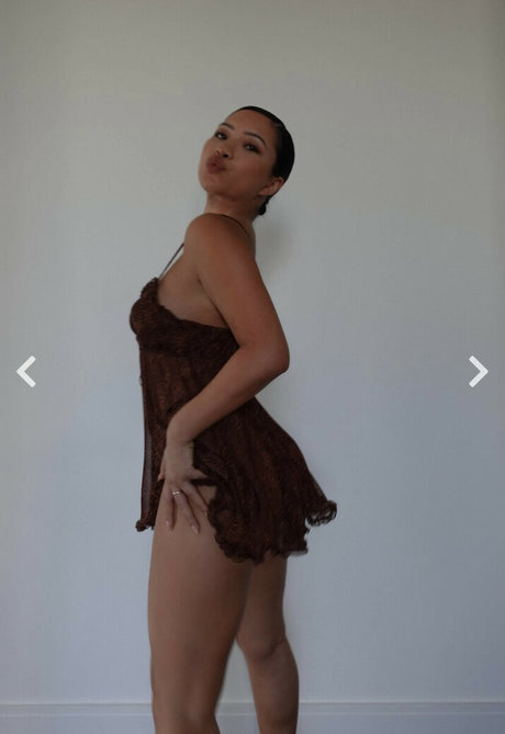 Julia Kelly 独占モデル アーカイブ
