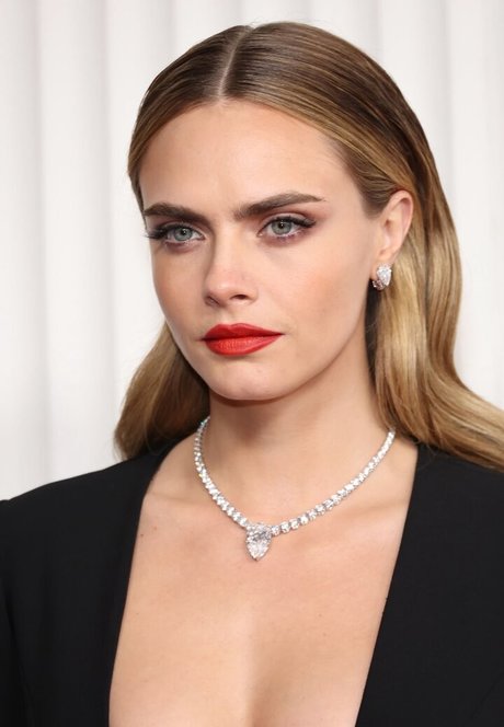 Cara Delevingne スター 写真