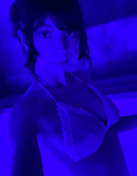 オタクガールオンリーファン 美しい裸 写真