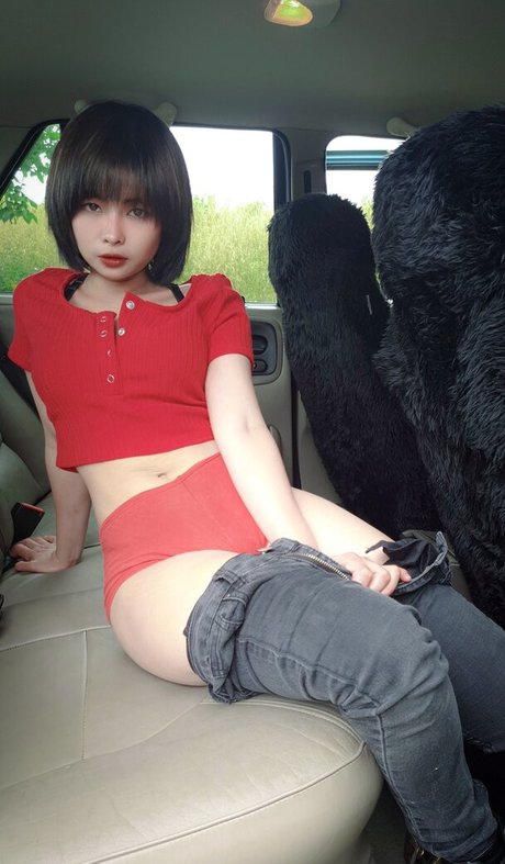 Ishiko セクシーなポルノスター 画像