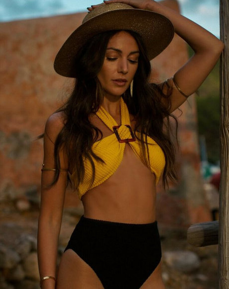 Michelle Keegan アダルトモデル 写真