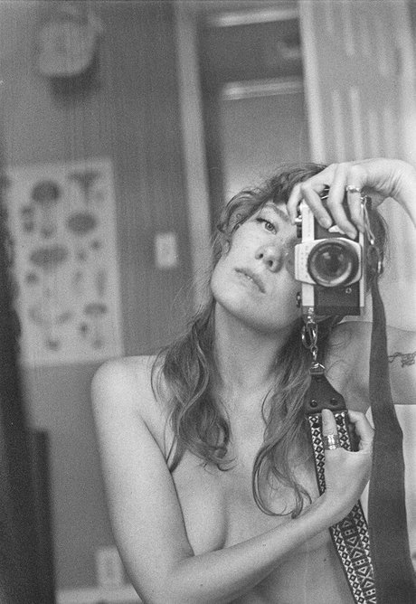 Berta Andrea Sndal 無料スター 写真