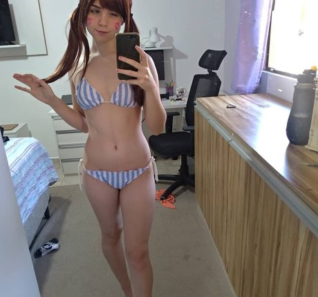 cristinysam ポルノスター 独占 画像