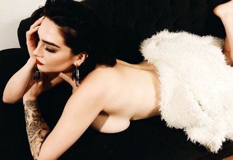 Delfi Peralta ポルノスター 画像