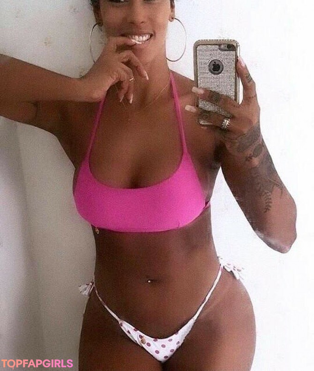 Rosiane Pinheiro profile image