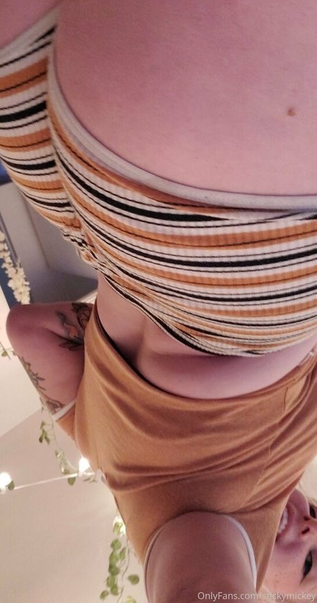 stickymickey セクシーモデル 写真