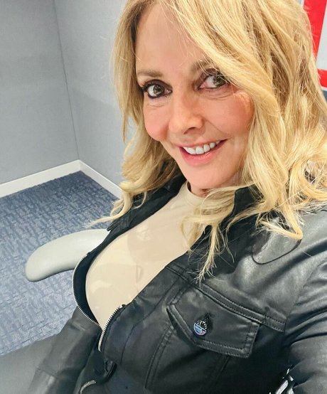 Carol Vorderman トップスター 写真