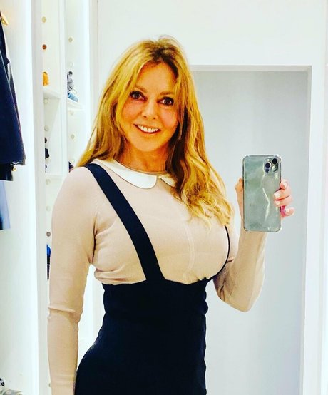 Carol Vorderman ポルノスター 美しい ギャラリー