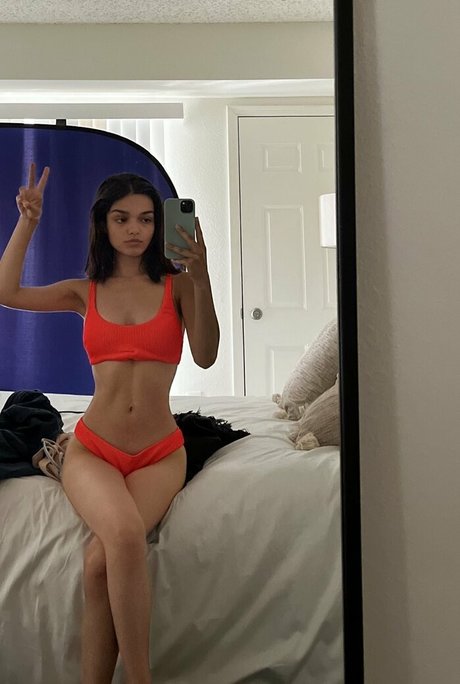 Rachel Zegler 独占女優 写真