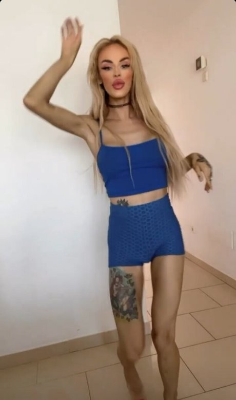 xbarbie malibux かわいいモデル 写真