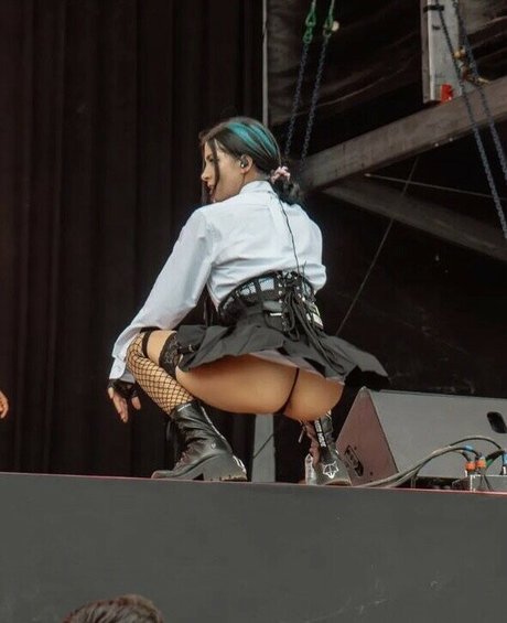 xxpussyriotxx セクシーモデル ギャラリー