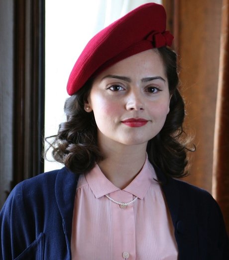 Jenna Coleman セックスポルノスター 写真