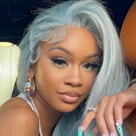 Saweetie ポルノスター 画像