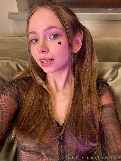 baby riley 限定モデル 写真