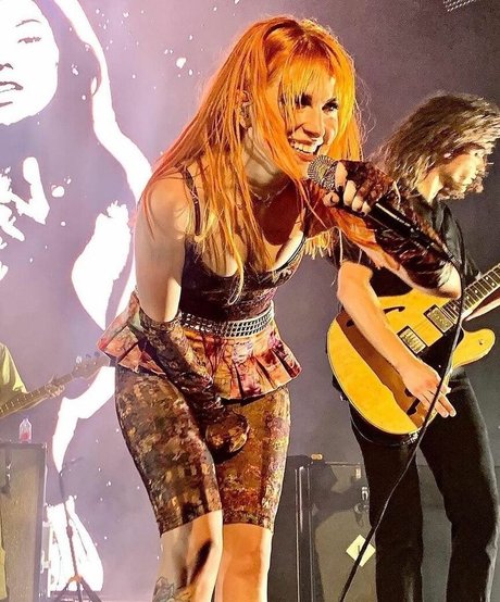 Hayley Williams ポルノスター アダルト 画像