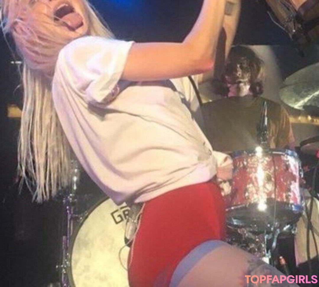 デカ尻ジーンズ OnlyFans セクシー 写真