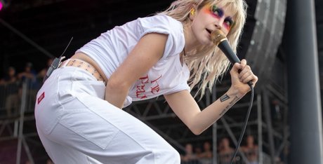 Hayley Williams xxxスター 写真