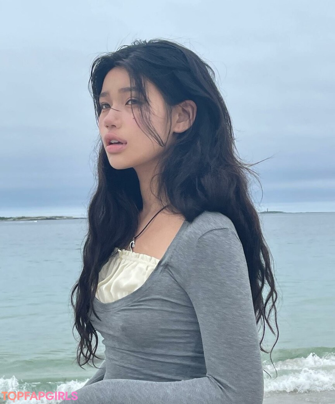 熟女無料オンリーファンズ 無料セクシー 写真