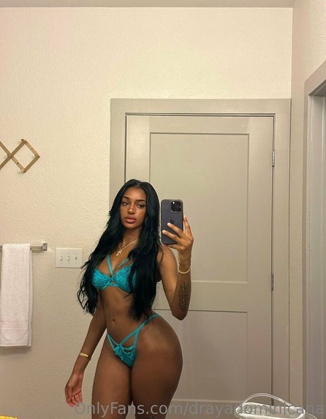 drayadominicana アダルトスター 写真