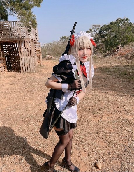 Fantasy Factory 完璧なポルノスター ギャラリー