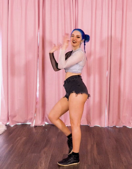 Littlesiha 最高のモデル 写真