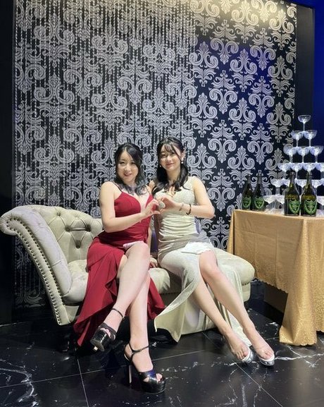 包皮オンリーファン アートヌード 写真