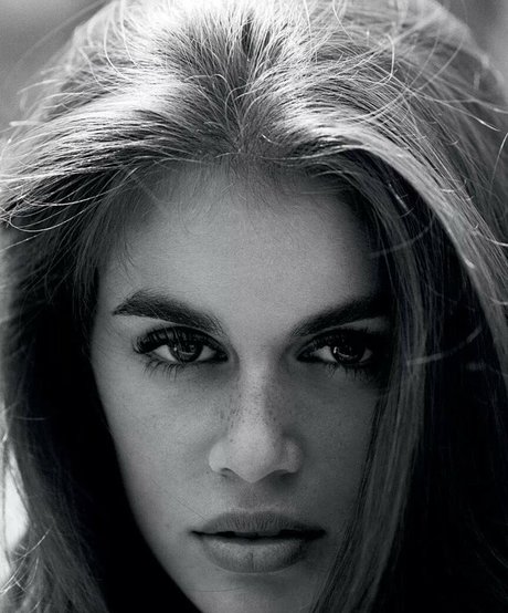 Kaia Gerber アートモデル ギャラリー