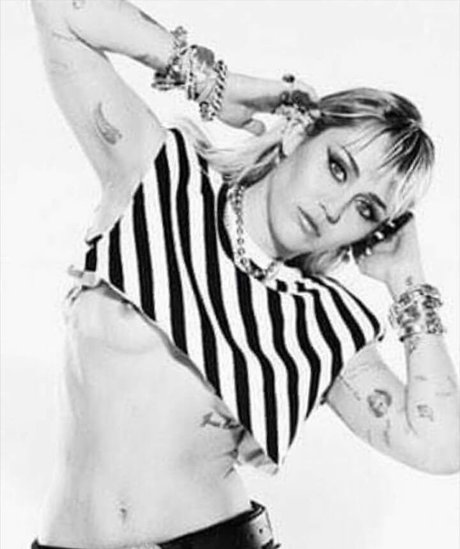 Miley Cyrus セクシー女優 ギャラリー