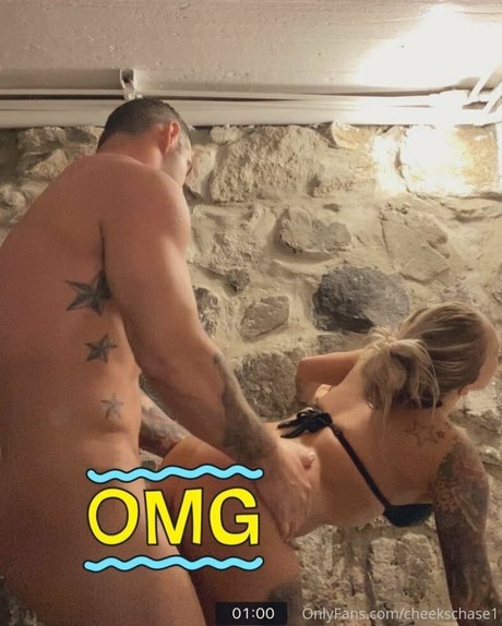 cheekschase1 セックスポルノスター 写真