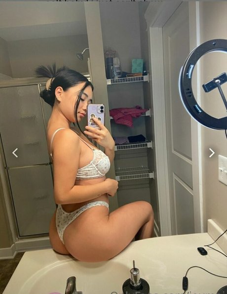 Joyce Zheng セクシーモデル 画像