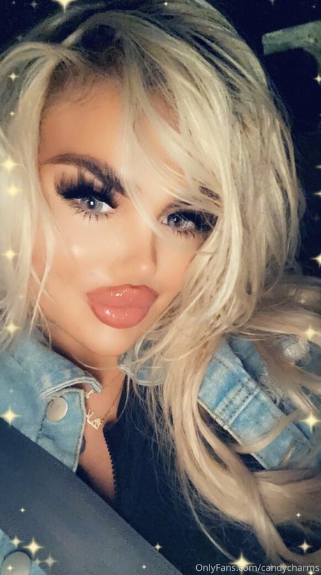 セクシーなレディボーイOnlyFans ホット裸 ギャラリー
