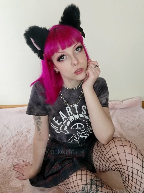 nymphyneko エロティックなモデル 写真