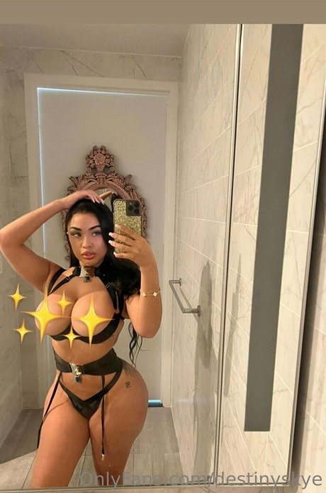destinyskye ホットモデル 写真