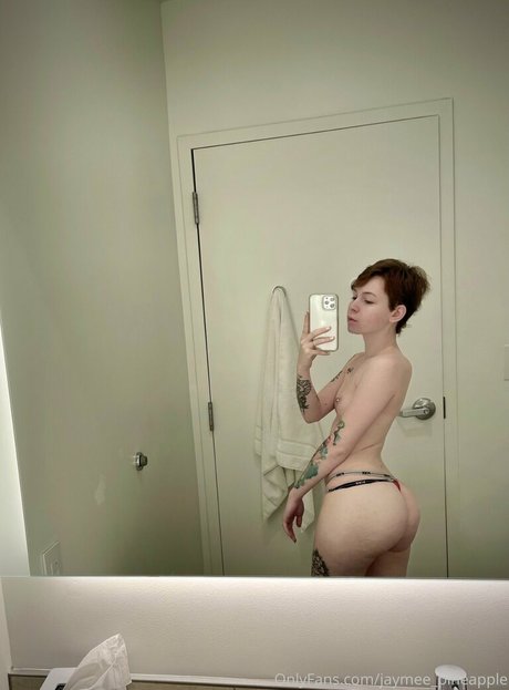 jaymee pineapple ポルノモデル 画像