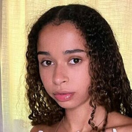 jambajuiced エロティック女優 写真