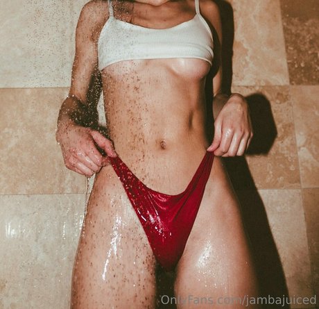 jambajuiced セックススター 写真