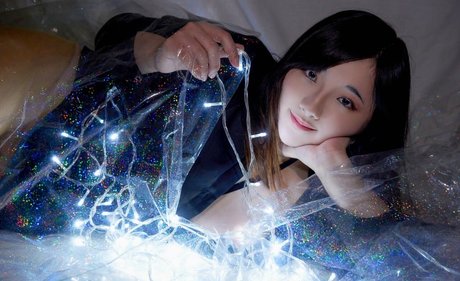 黒檀ペッギングオンリーファンズ セクシー裸 ギャラリー