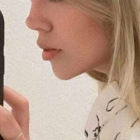 yolamartinezv セクシー女優 写真