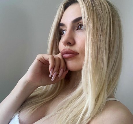 赤毛の太めOnlyFans 無料ポルノ 画像