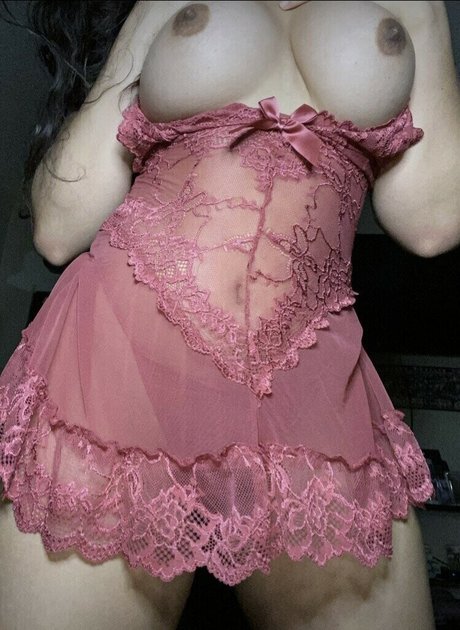 ショートヘアのティーンズOnlyFans ポルノグラフィック 画像