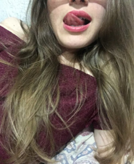 Sara Muller ポルノスター パーフェクト 画像