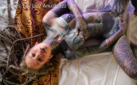 Anuskatzz ポルノモデル 画像