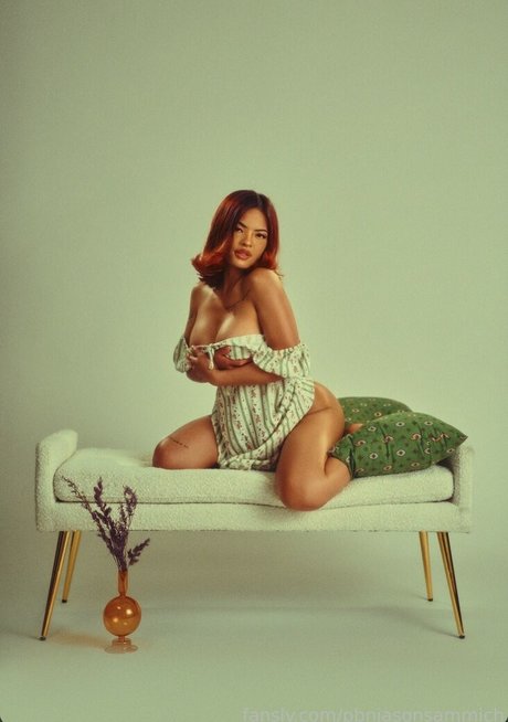 Ruby Jhane ヌードスター 画像