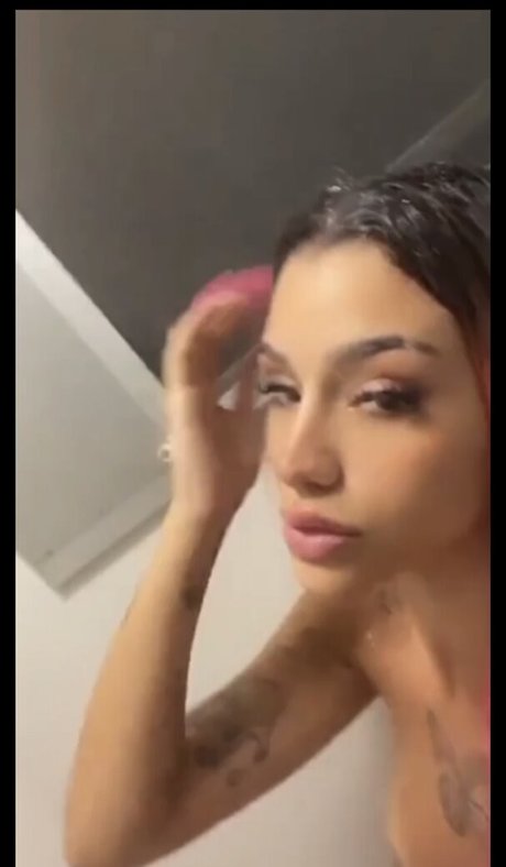 AZZY セックスモデル 写真