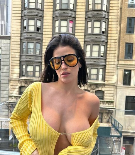 曲線美のブロンド熟女OnlyFans ポルノ ギャラリー