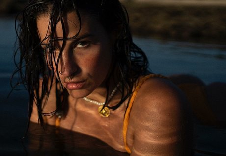 Lasirena69 完璧なモデル 写真